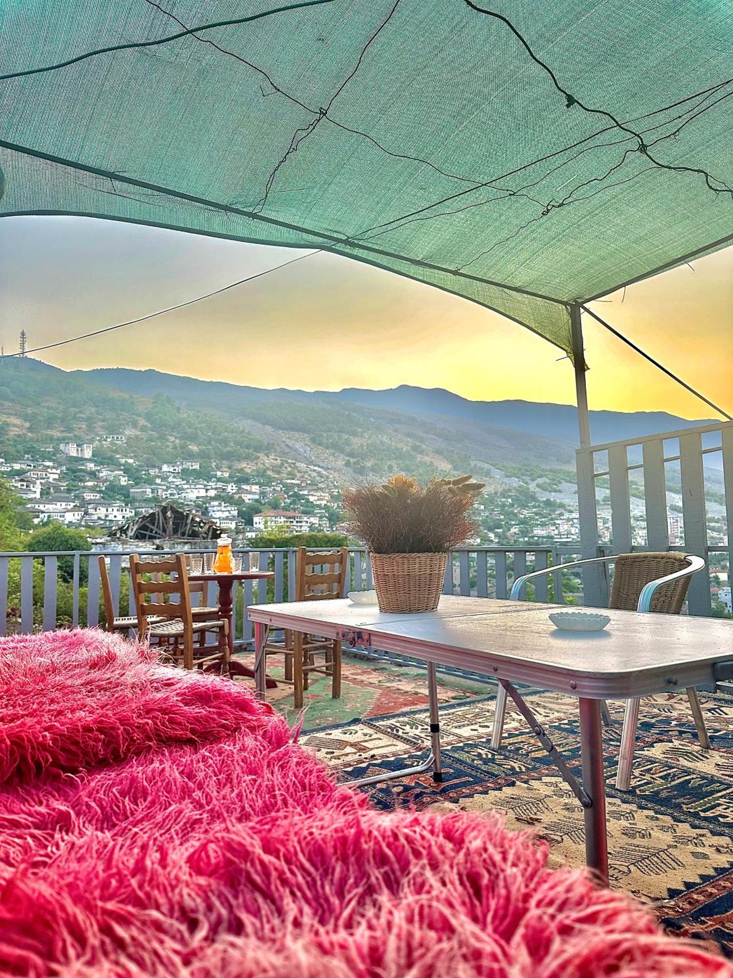 Grandpas House Hotel Gjirokastër Buitenkant foto
