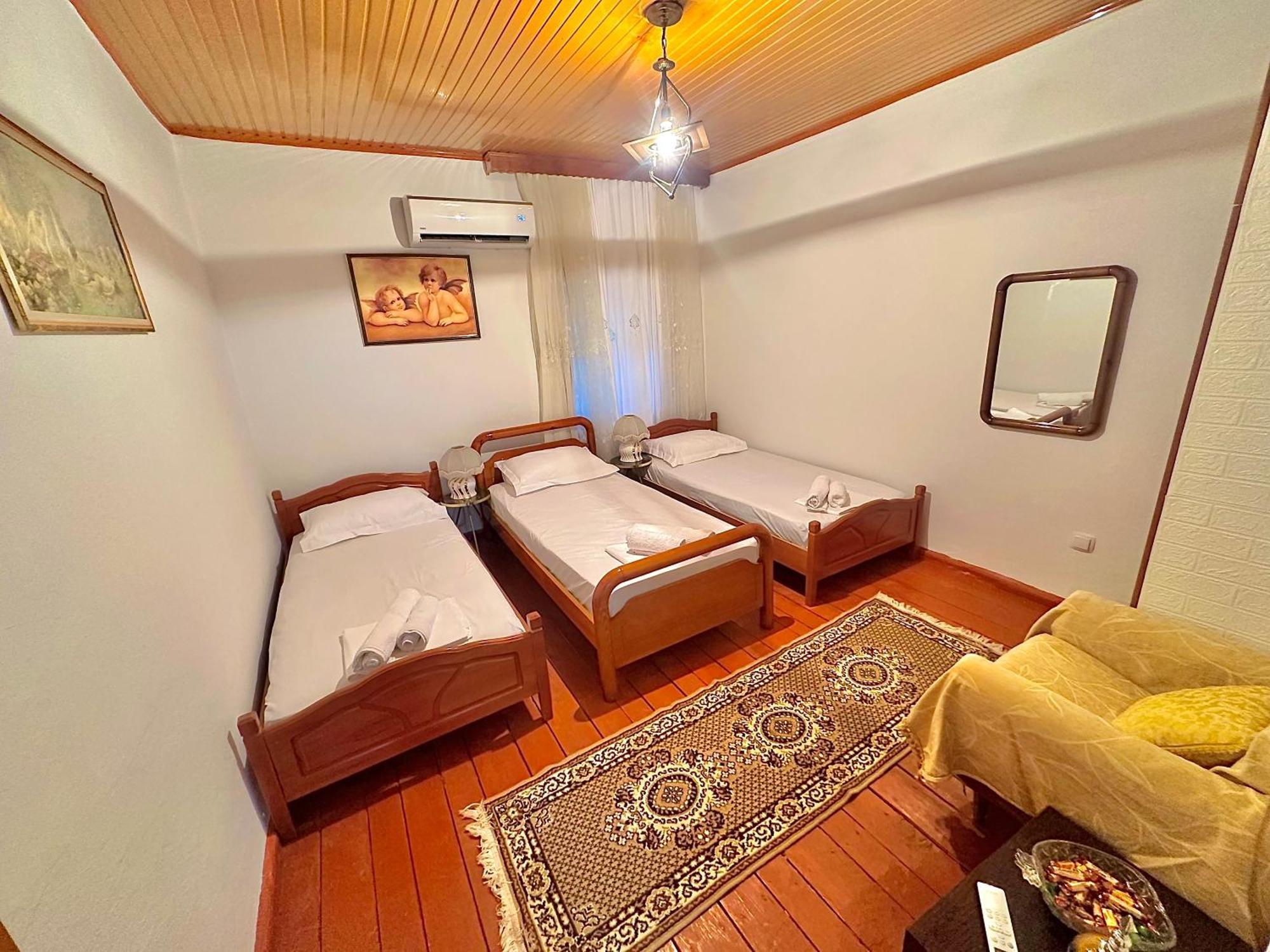 Grandpas House Hotel Gjirokastër Buitenkant foto